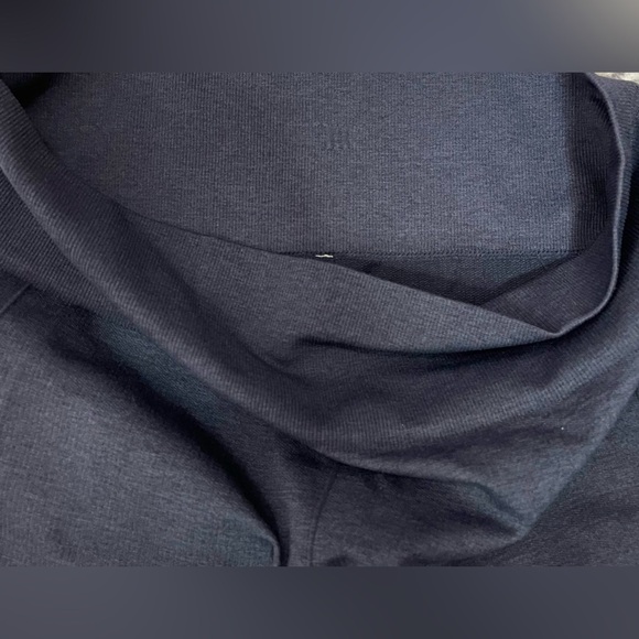 Lululemon In The Flow Crop II Leggings Heathered Deep Navy Size 6 - Picture 5 of 6